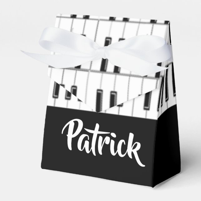 Black and white piano pattern favor box (Front Side)