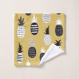 Black and white pineapples seamless pattern wash cloth
