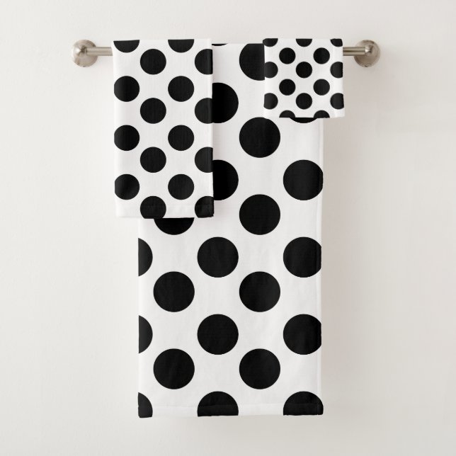 Black and White Polka Dot Bath Towel Set (Insitu)
