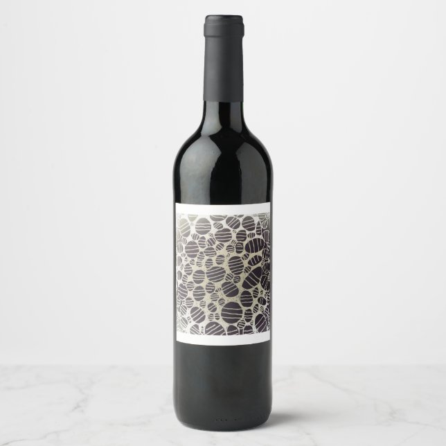 Black and white round abstract art design wine label (Front)