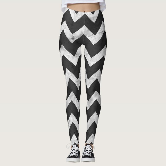 Black and white Rustic Chevron pattern Leggings (Front)