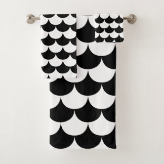 Black and White Scallop Bath Towel Set