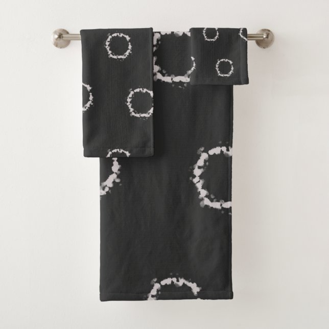 Black and White Shibori Tie Dye Print Bath Towel Set (Insitu)