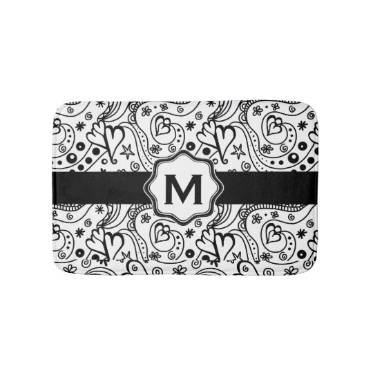Black and White Sketch Doodle Art Heart Pattern Bath Mat