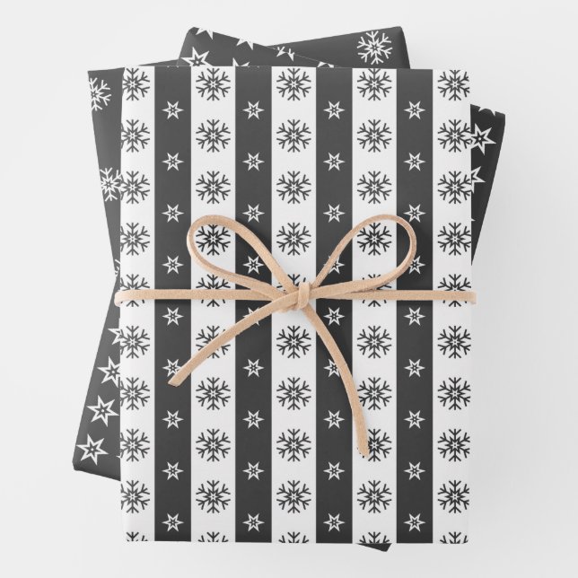 Black and White Snowflakes WrappingPaper SheetSet (In situ)