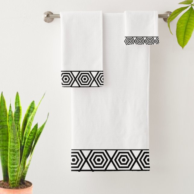 Black and White Stylish Geometric Frame Bath Towel Set (Creator Uploaded)