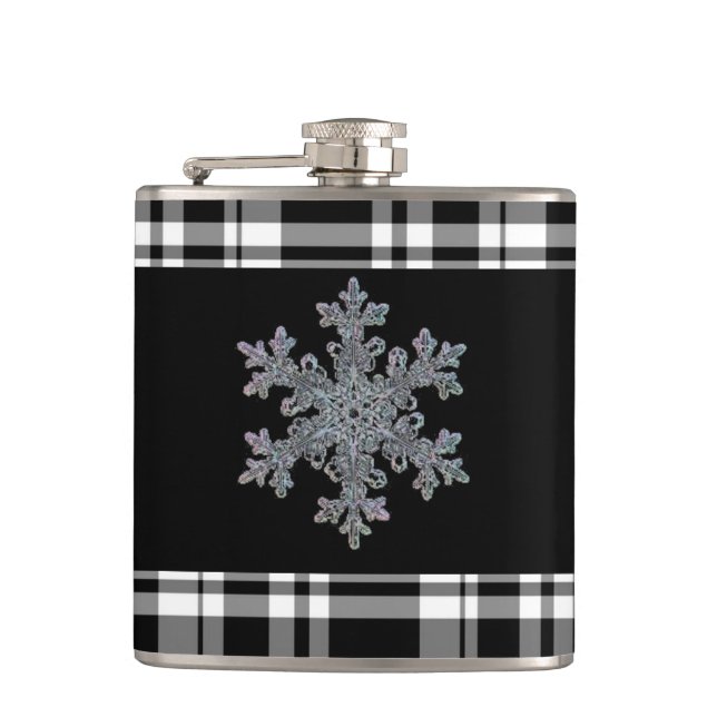 Black and white tartan plaid, snowflakes hip flask (Front)