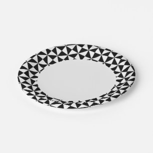 Black And White Triangle Pattern Paper Plate