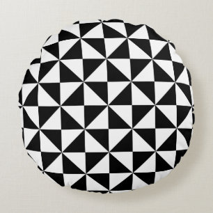 Black And White Triangle Pattern Round Pillow