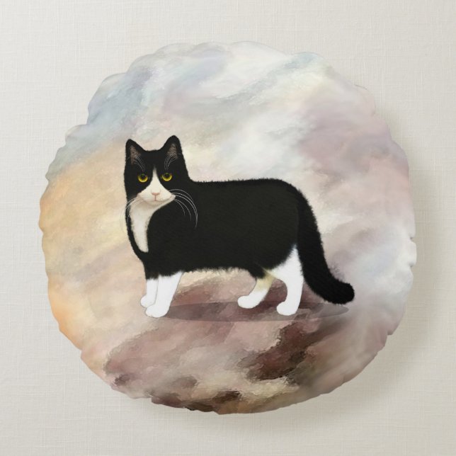Black and White Tuxedo Cat Round Pillow (Front)