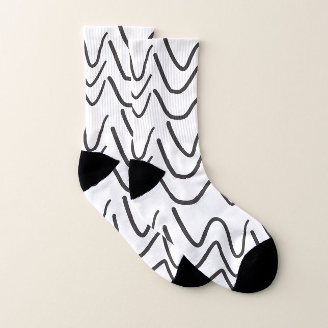 Black and White Wavy Stripe Pattern Socks (Pair)