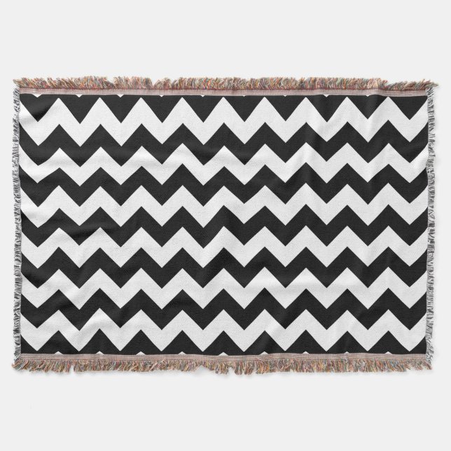 Black and White Zigzag Pattern, Chevron Pattern Throw Blanket (Front)
