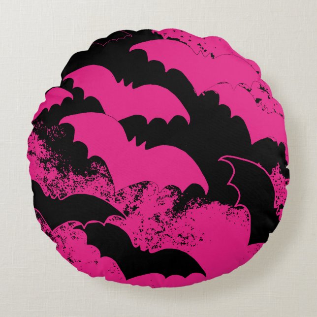 Black Bats In Flight Pink Round Pillow (Front)