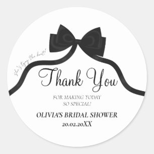 Black bow she's tying the knot bridal shower favou classic round sticker