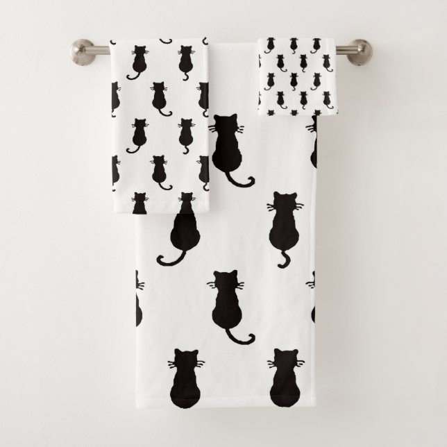 Black Cat Isolated on White Polka Dot Pattern Bath Towel Set (Insitu)