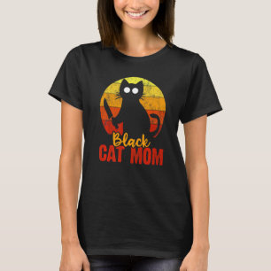 Black Cat Mom Halloween Gore Meow With Bloody Knif T-Shirt