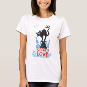 Black Cat on the roof sings about true Love T-Shirt