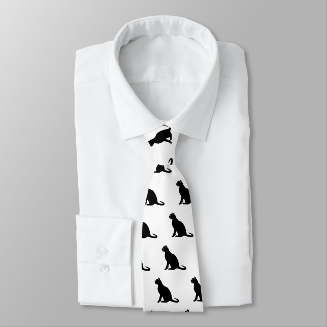 Black cat tie (Tied)