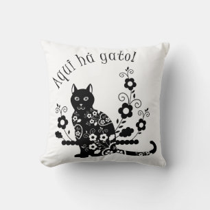 Black cat with flowers and Portuguese expression Throw Pillow