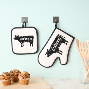 Black cow silhouette personalized oven mitt & pot holder set