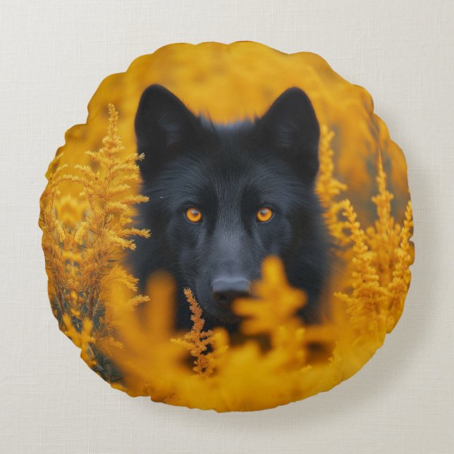 Black Dog with Stunning Gold Eyes Round Pillow (Front)