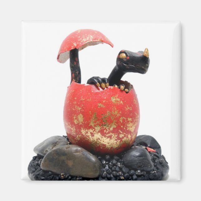Black dragon hatching magnet (Front)