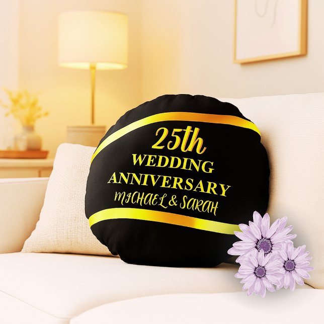   Black Gold 25th Wedding Anniversary Gift Couple  Round Pillow (Creator Uploaded)