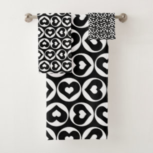 Black Heart Pattern Bold Bath Towel Set