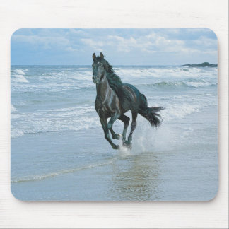Black horse mouse pad