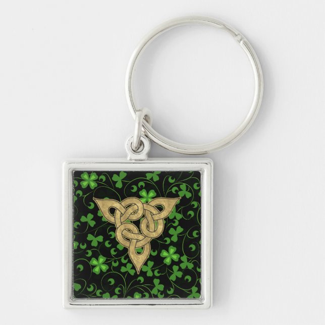 Black Irish Knotwork Keychain (Front)