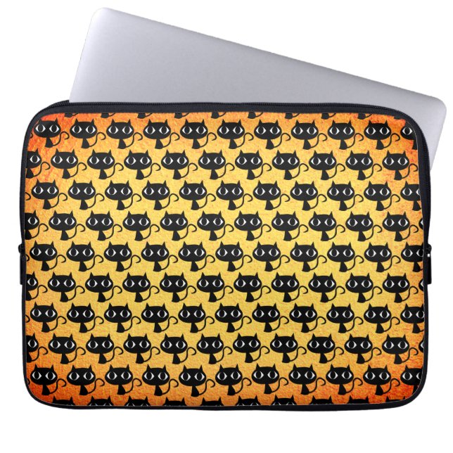 Black kittens pattern laptop sleeve (Front)