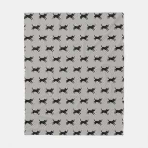 Black Labrador Retriever Dog Pattern   Lab Lover's Fleece Blanket
