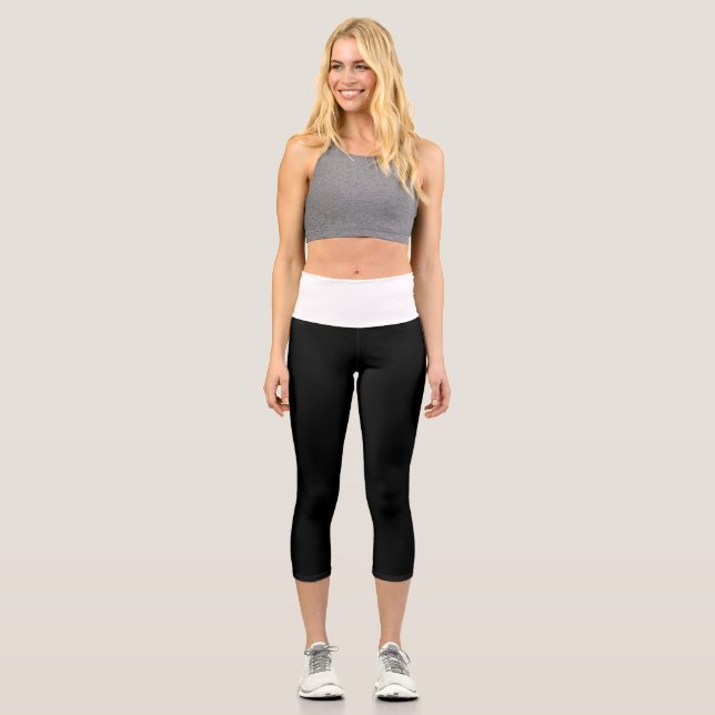 black legens capri leggings (Front)