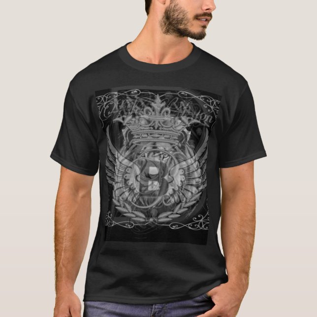 Black Lyon royal bent  T-Shirt (Front)