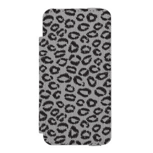 Black net lace with leopard pattern on white incipio watson™ iPhone 5 wallet case