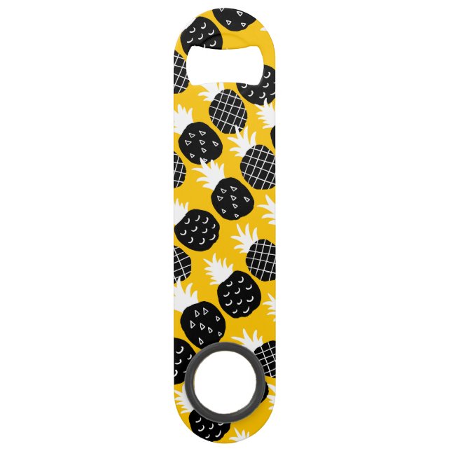 Black pineapples bar key (Front)