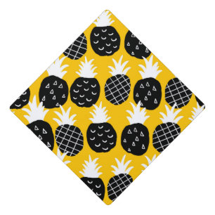 Black pineapples graduation cap topper