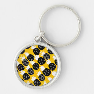 Black pineapples keychain