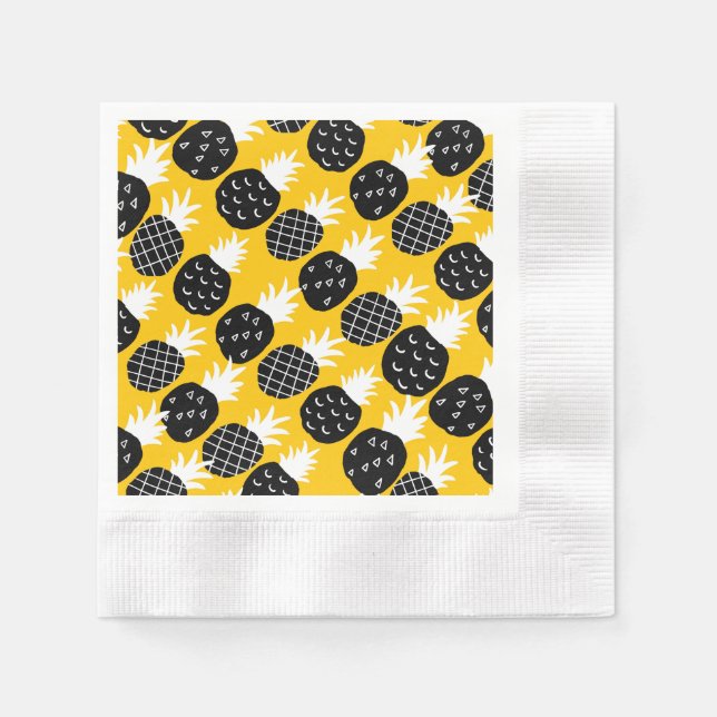 Black pineapples napkin (Front)