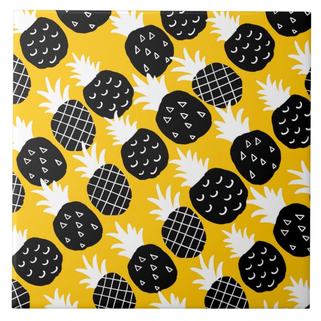 Black pineapples tile (Front)