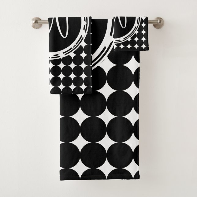 Black Polka Dot Monogram Bath Towel Set (Insitu)