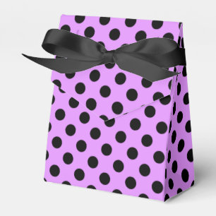 Black polka dots on lilac favor box