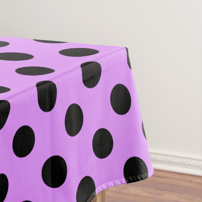 Black polka dots on lilac tablecloth (In Situ)