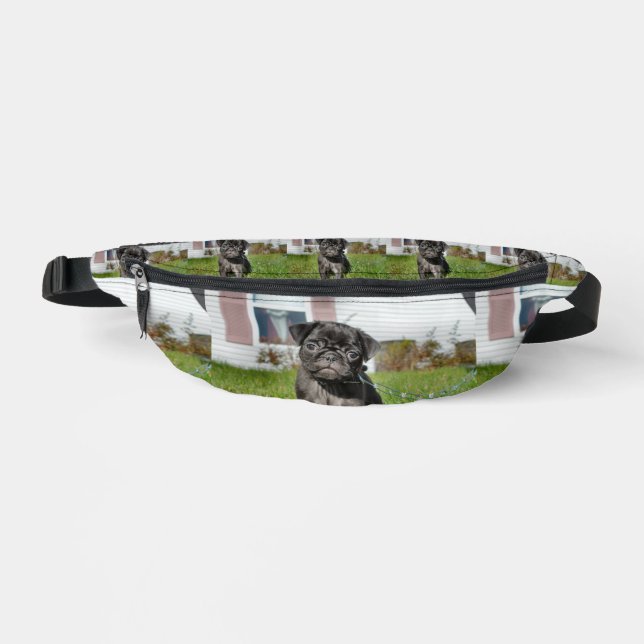 Black pug puppy fanny pack (Front)