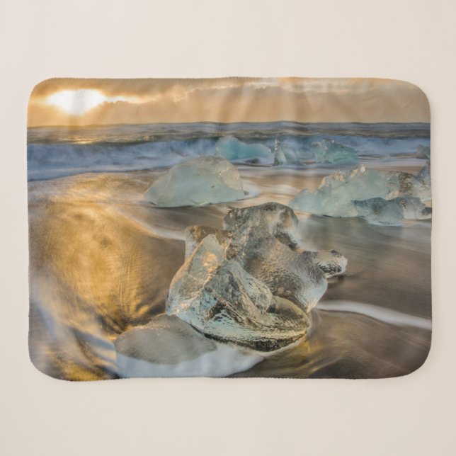 Black Sand Beach | Jokulsarlon South Iceland Sherpa Blanket (Front (Horizontal))