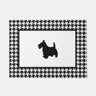 Black Scottie on Houndstooth Doormat
