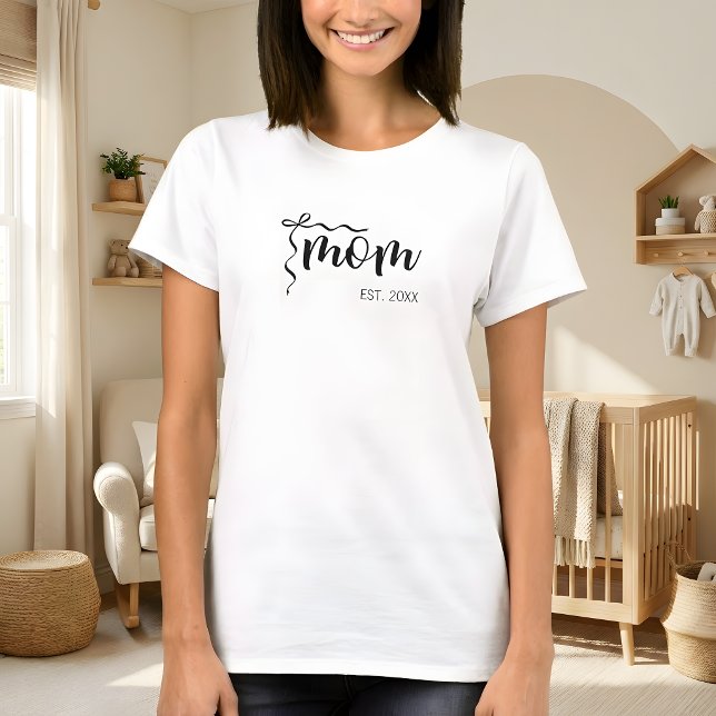 Black Script Established Mom Bow Cute  T-Shirt (Creator Uploaded)
