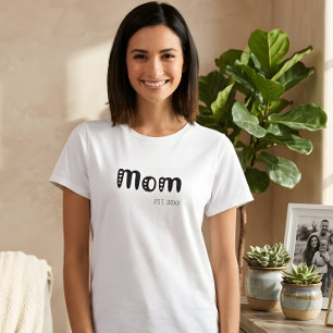 Black Script Established Mom Cute Hearts T-Shirt