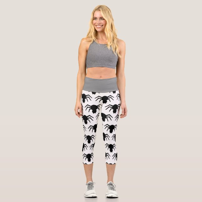 Black spider  capri leggings (Front)