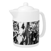 Black Strawberry Porcelain Coffee & Teapot